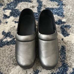 Skechers Work Shoes Women’s Clogs Size 9